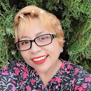 Meet your Posher, Lorena